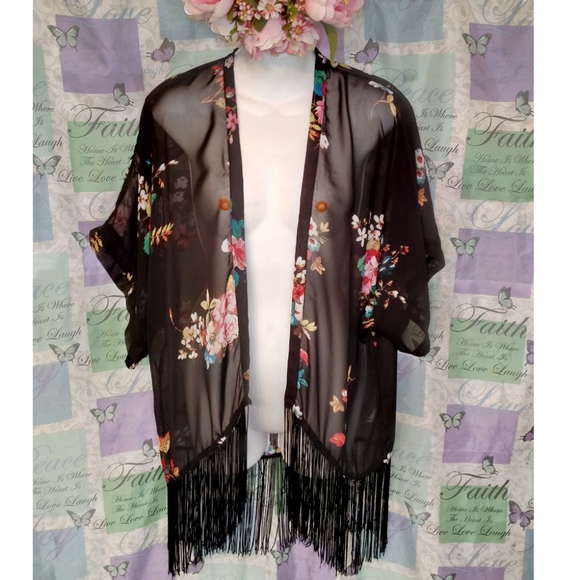 5$35🔥|Xhilaratio Top|Rose Printed Spring Cardigan - Picture 6 of 7